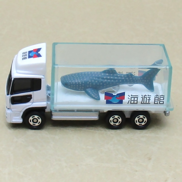トミカ69-6☆水族館トラック（サメ）　模様大①（加工） (2)